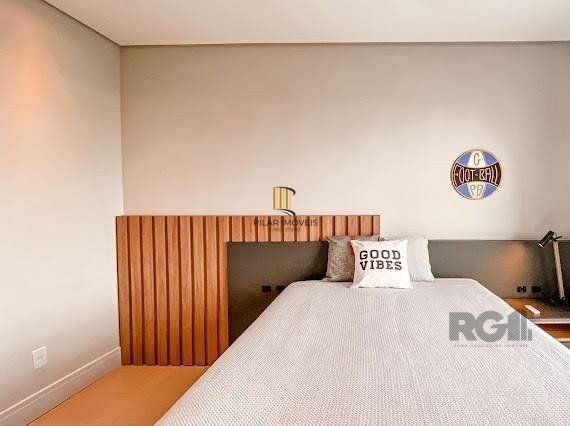 Casa de Condomínio 4 dormitórios no bairro Centro