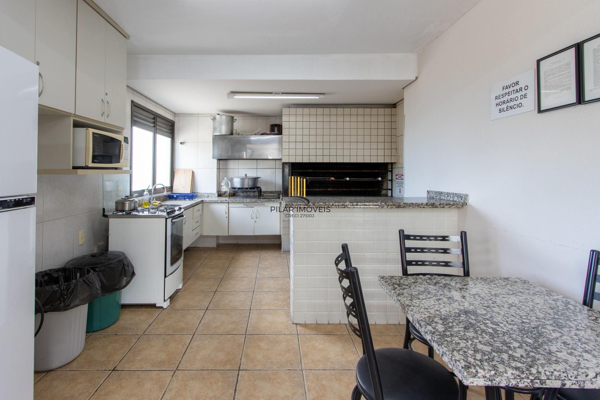 Apartamento 3 dormitórios no bairro Praia de Belas