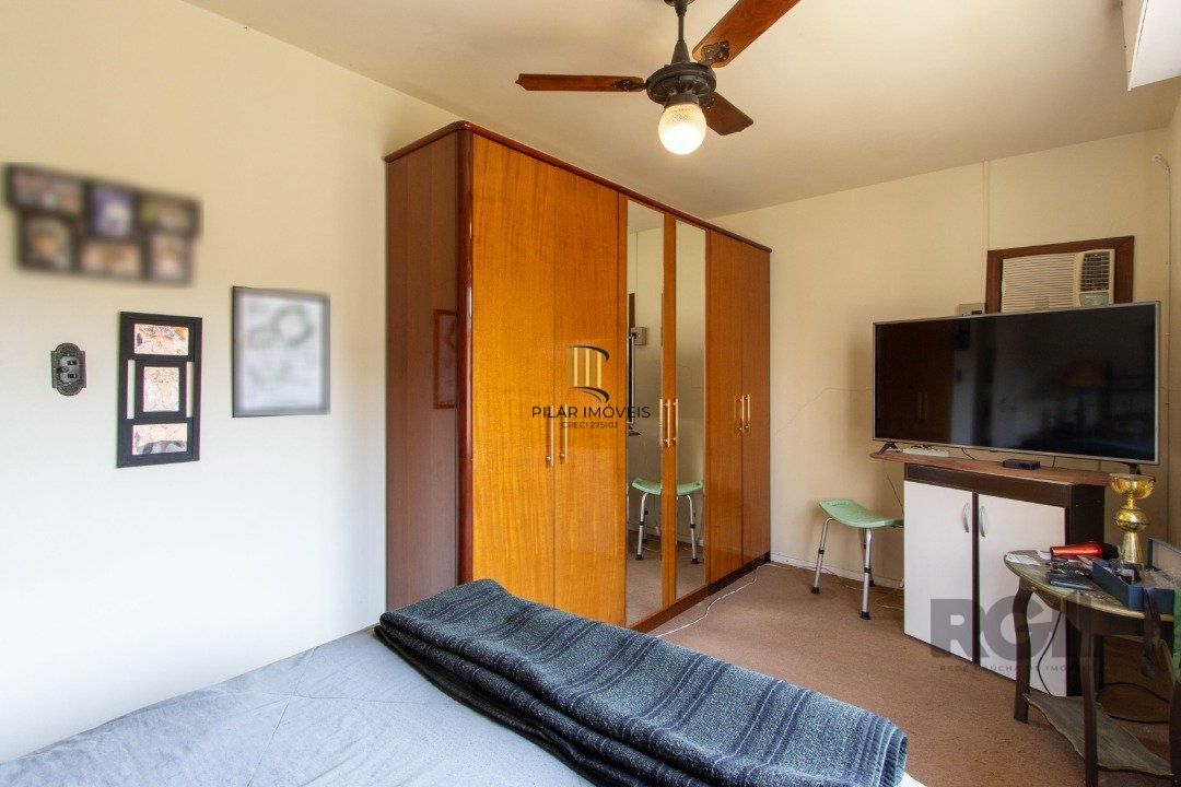 Casa em condomínio aberto, 3 quartos, edicula com 1 quarto - Bairro Santa Tereza