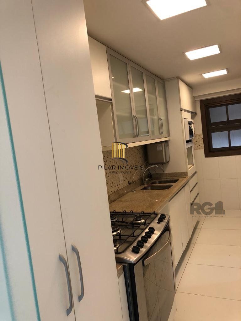 Casa de Condomínio 4 dormitórios no bairro Vila Assunção