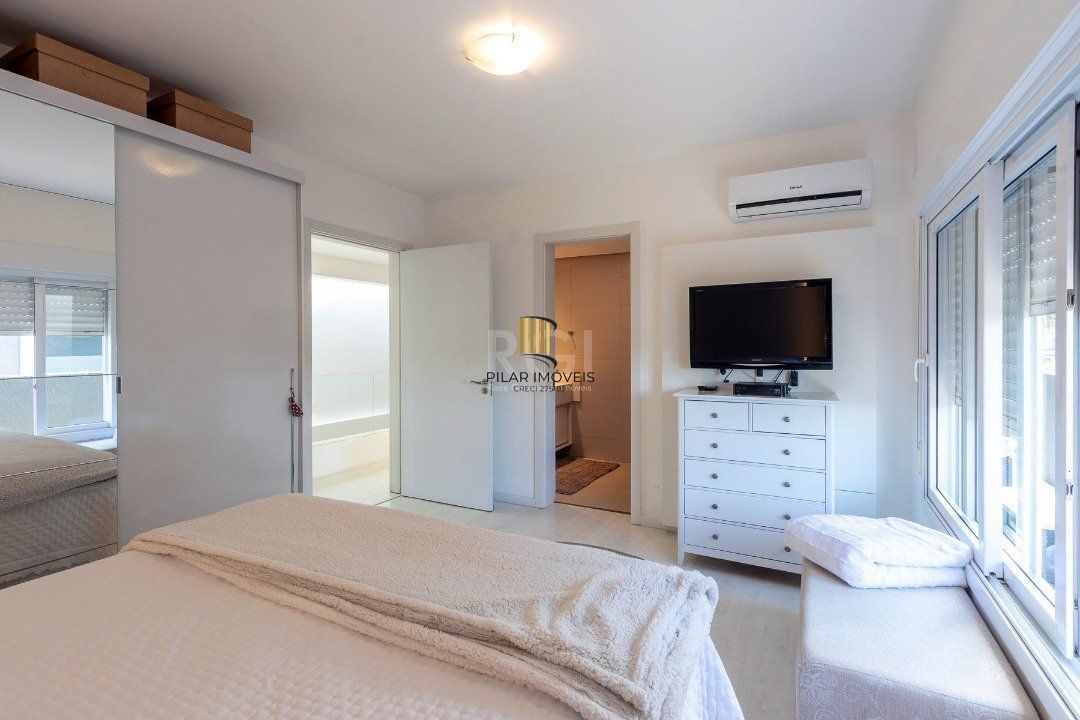 Casa Condominio para Venda - 339.3m², 4 dormitórios, sendo 4 suites, 6 vagas - Terra Ville