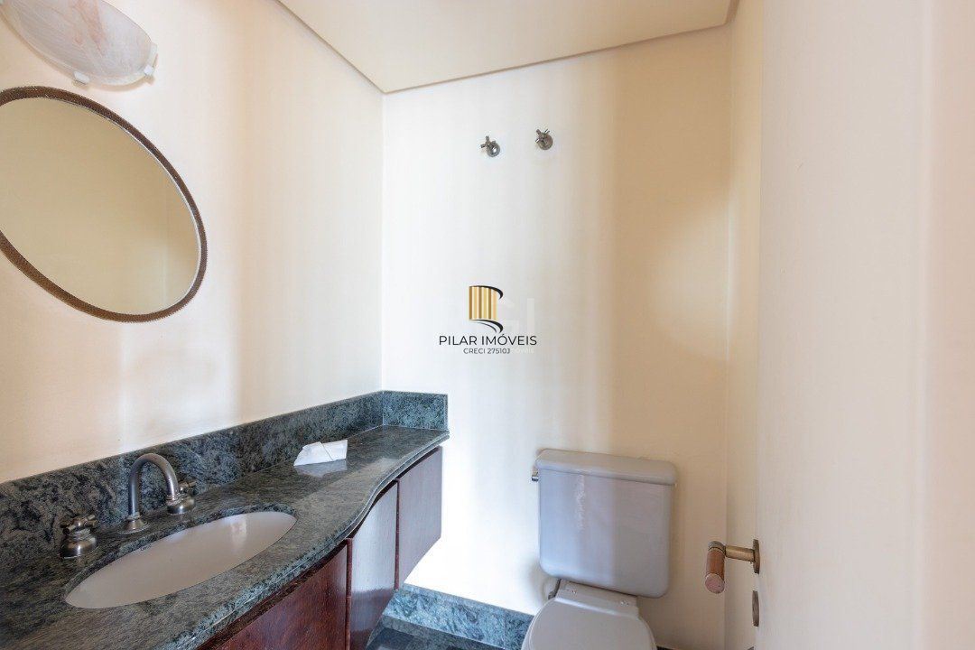 Cobertura para Venda - 302m², 4 dormitórios, sendo 1 suites, 3 vagas - Menino Deus