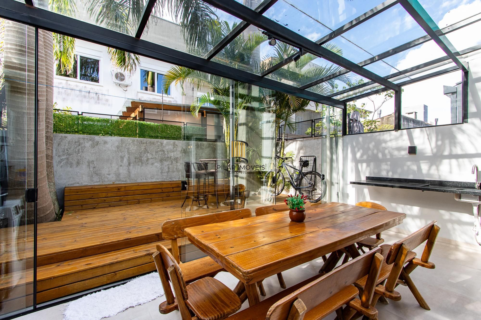 Casa Condominio 2 Dormitório(s) Bairro Hípica