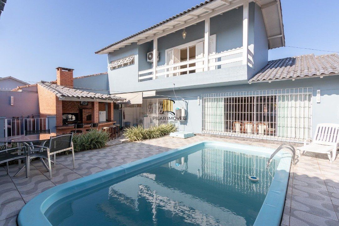 Casa para Venda - 256.5m², 3 dormitórios, sendo 1 suites, 2 vagas - Espirito Santo