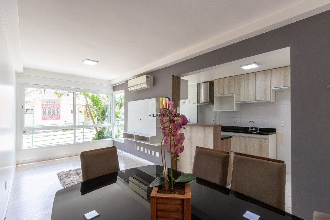 APARTAMENTO SEMIMOBILIADO