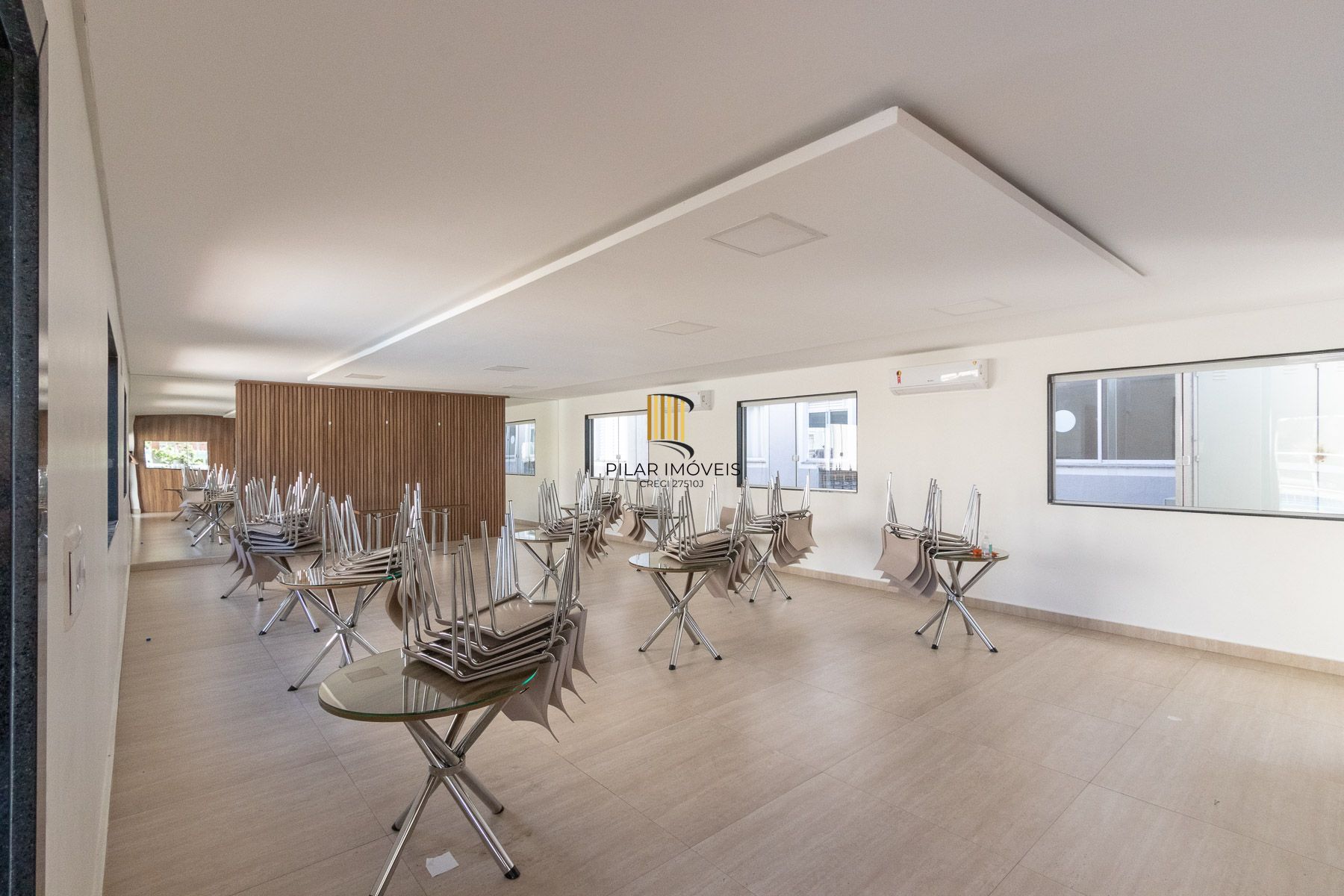 Apartamento 2 dormitórios no bairro Humaitá