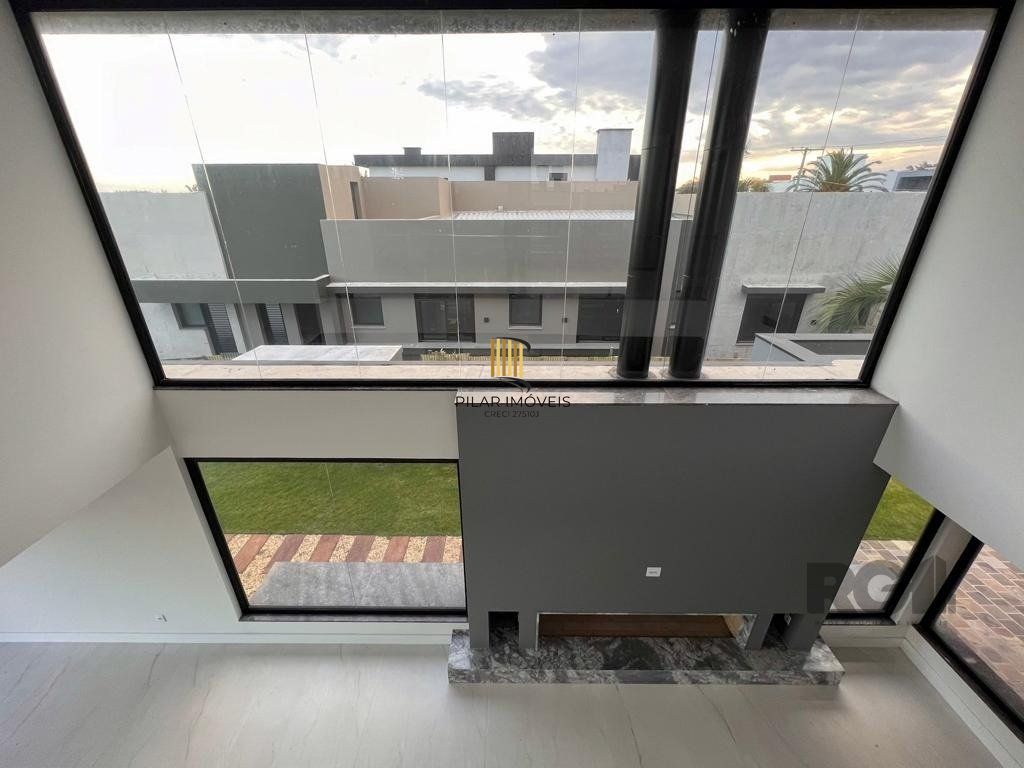 Casa de Condomínio 5 dormitórios no bairro Marina