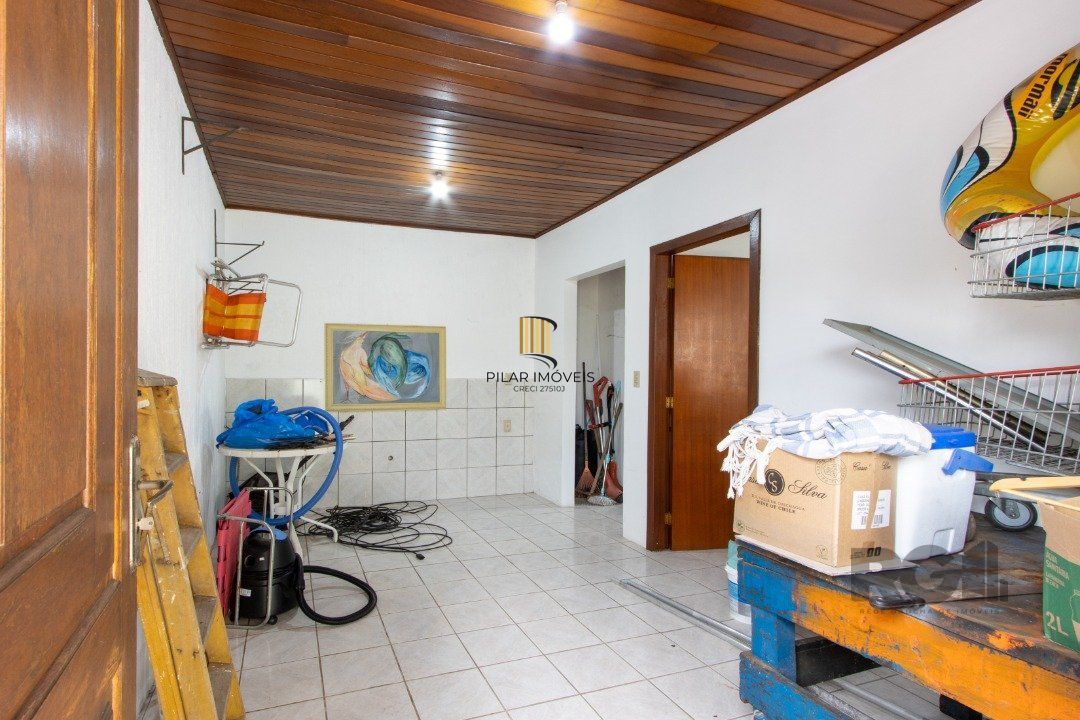Casa 6 dormitórios no bairro Tristeza