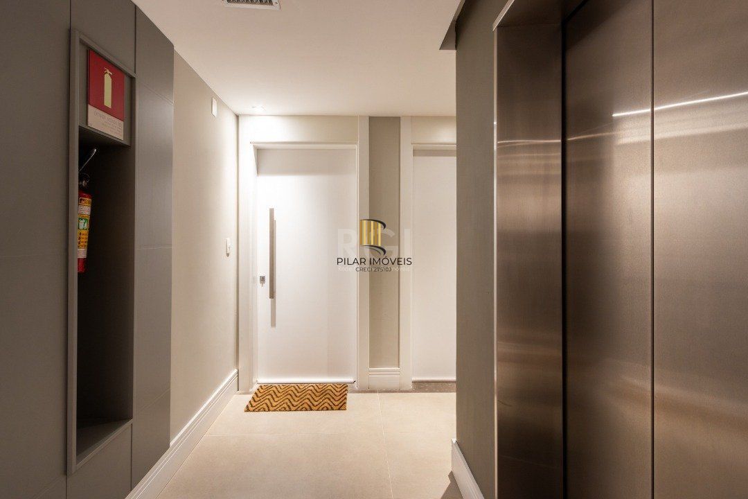 Apartamento para Venda - 164m², 3 dormitórios, sendo 3 suites, 3 vagas - Pedra Redonda