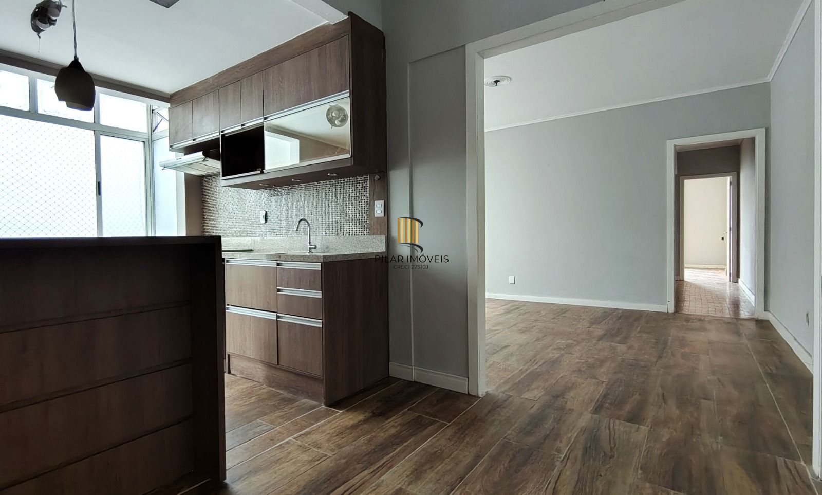 Apartamento de 3 dormitórios, 2 banheiros no Centro Histórico.