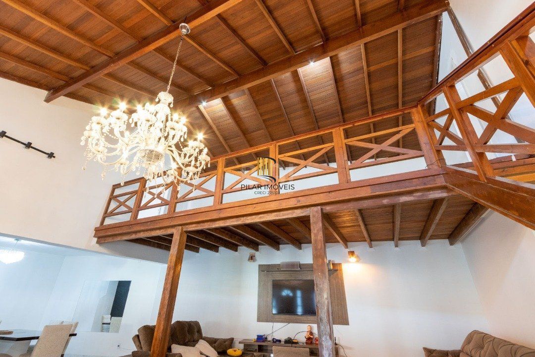 Casa para Venda - 120m², 4 dormitórios, sendo 1 suites, 3 vagas - Serraria