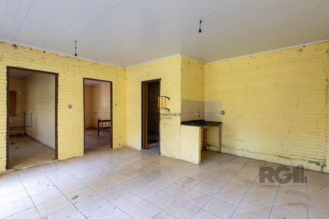 Casa 3 dormitórios no bairro Belém Novo
