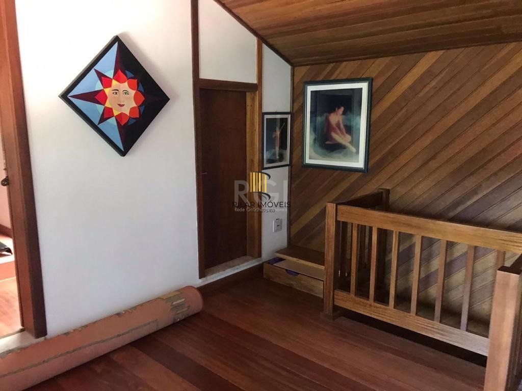 Casa Condominio para Venda - 216m², 3 dormitórios, sendo 1 suites, 2 vagas - Tristeza