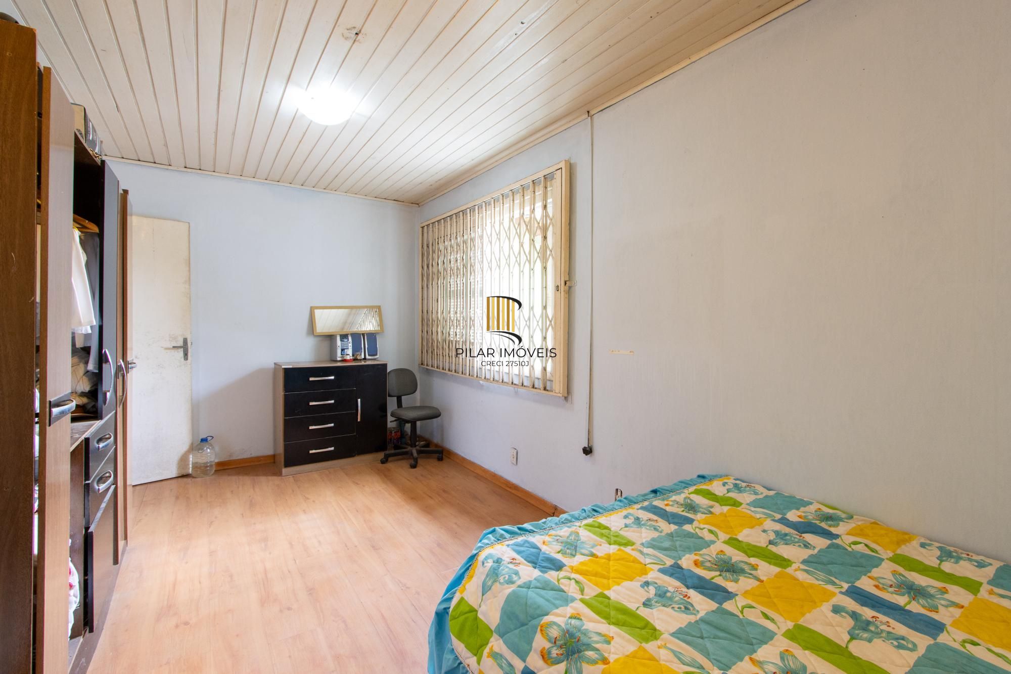 Casa para Venda - 385m², 4 dormitórios, sendo 3 suites, 2 vagas - Belém Velho
