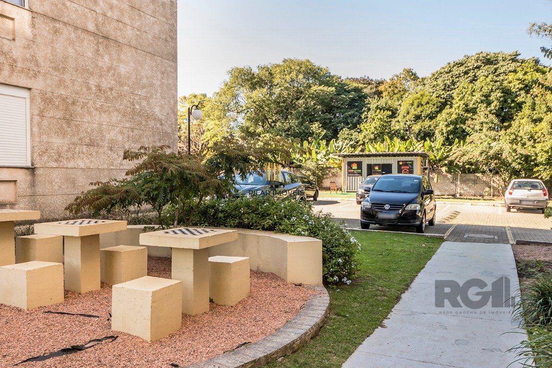 Apartamento  com 2 quartos e 1 banheiro no total