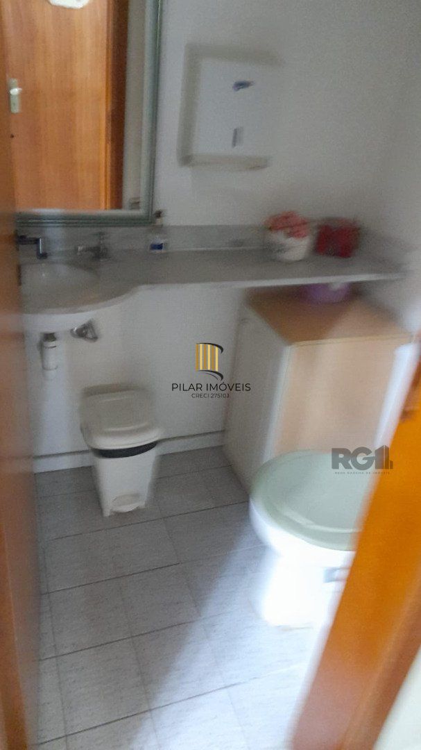 Conjunto/Sala Bairro petrópolis.