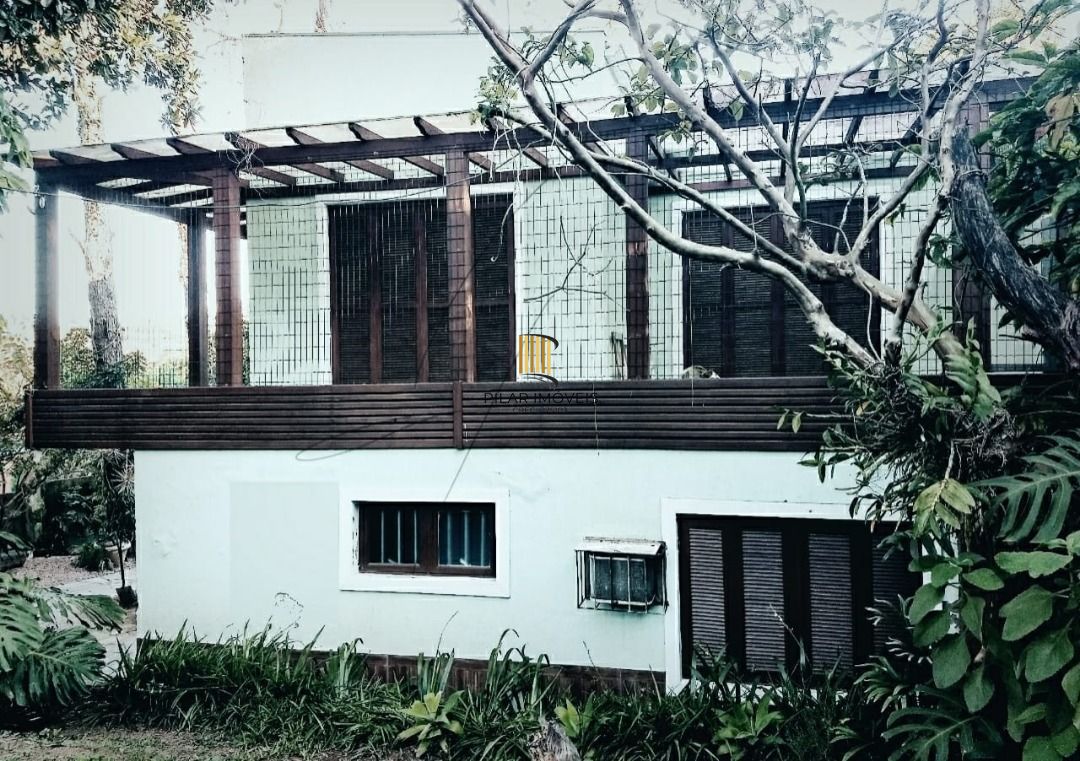 Casa para Venda - 200m², 4 dormitórios, sendo 1 suites, 4 vagas - Ipanema