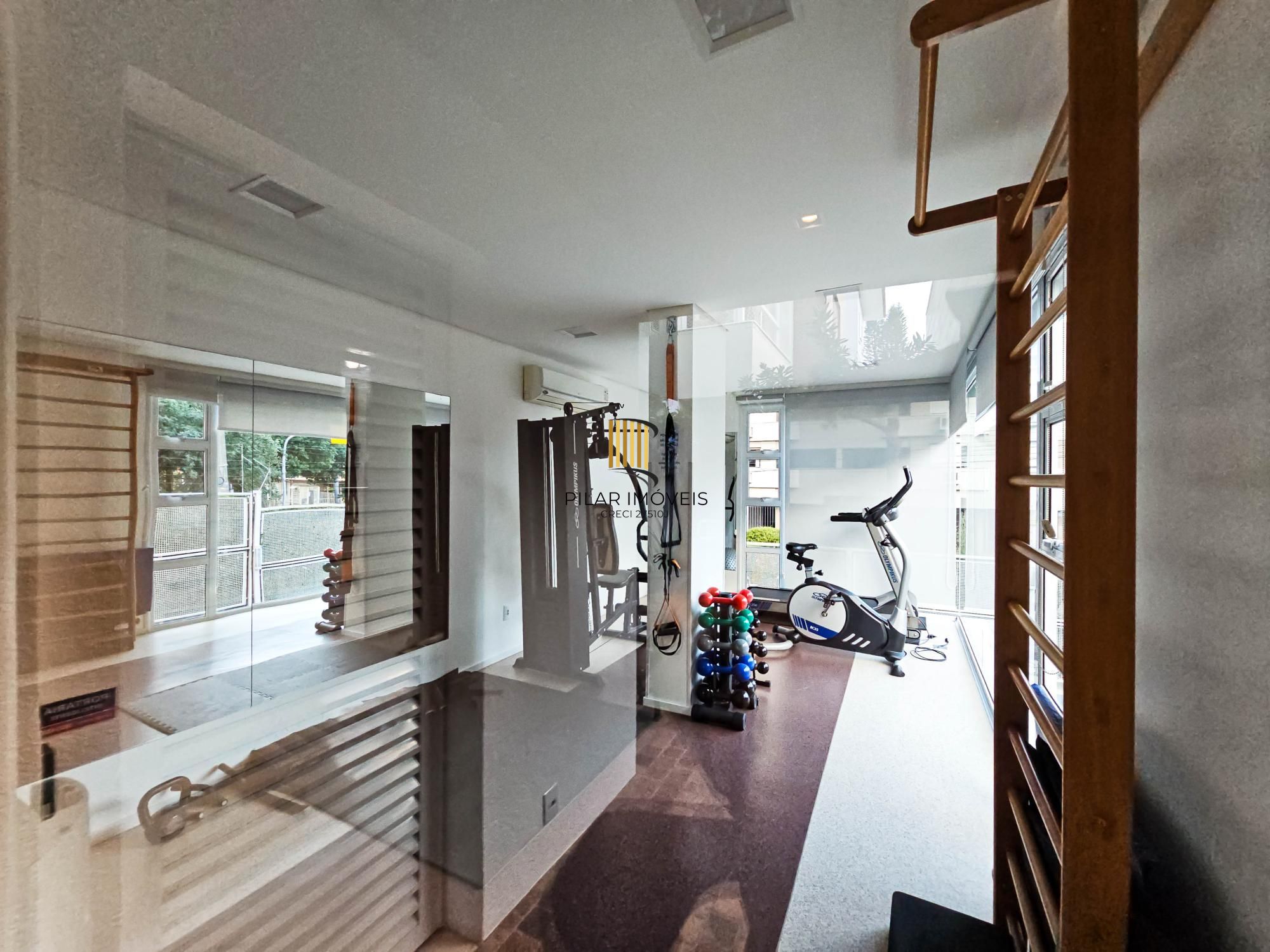 Apartamento Impecável no Petrópolis - 2 D (1 Suíte)
