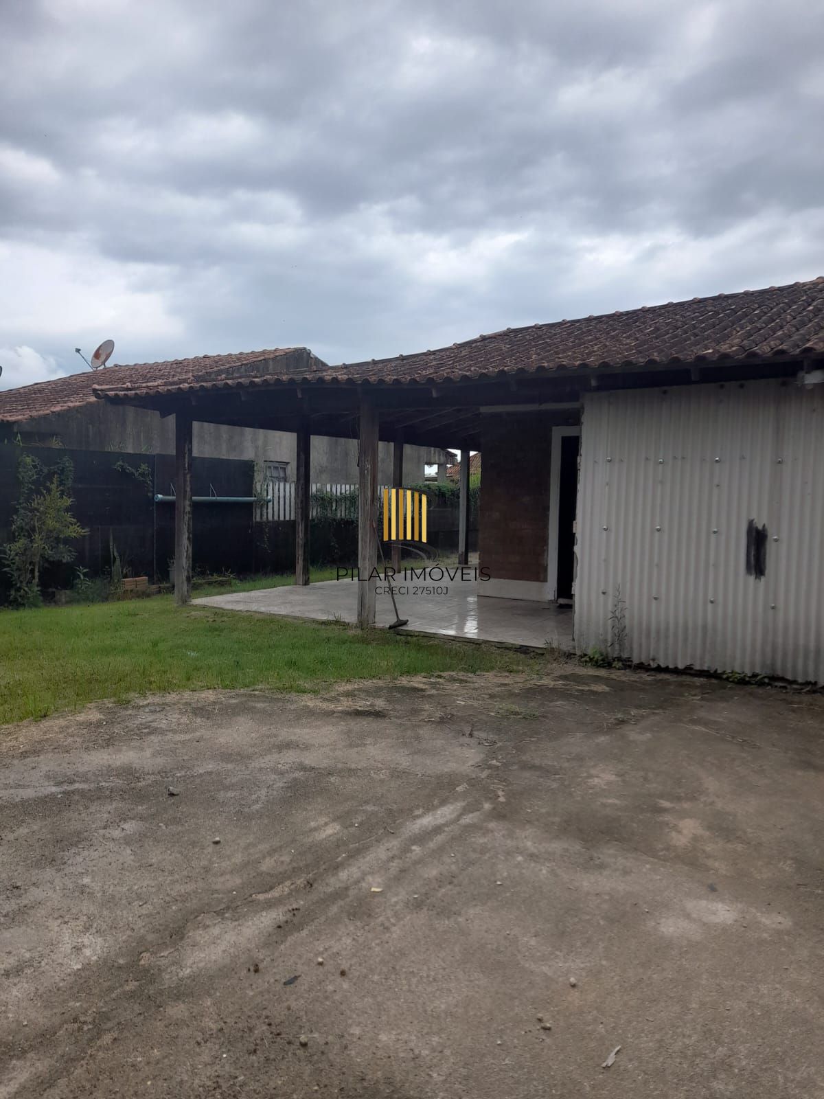 Casa 2 dormitórios no bairro Ponta Grossa