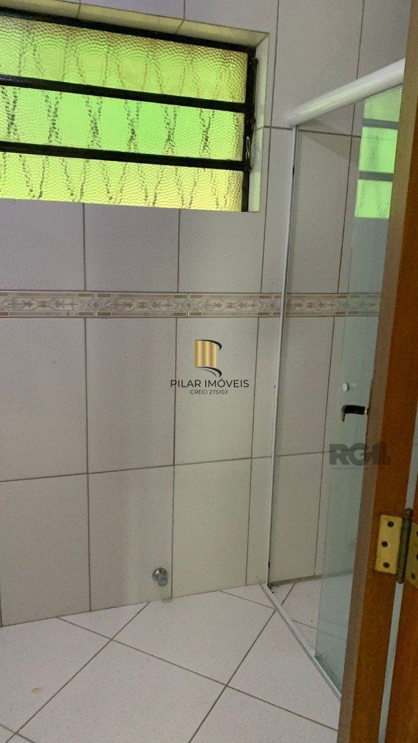 AMPLA CASA COM PRAIA PRIVATIVA NA ZONA SUL DE POA