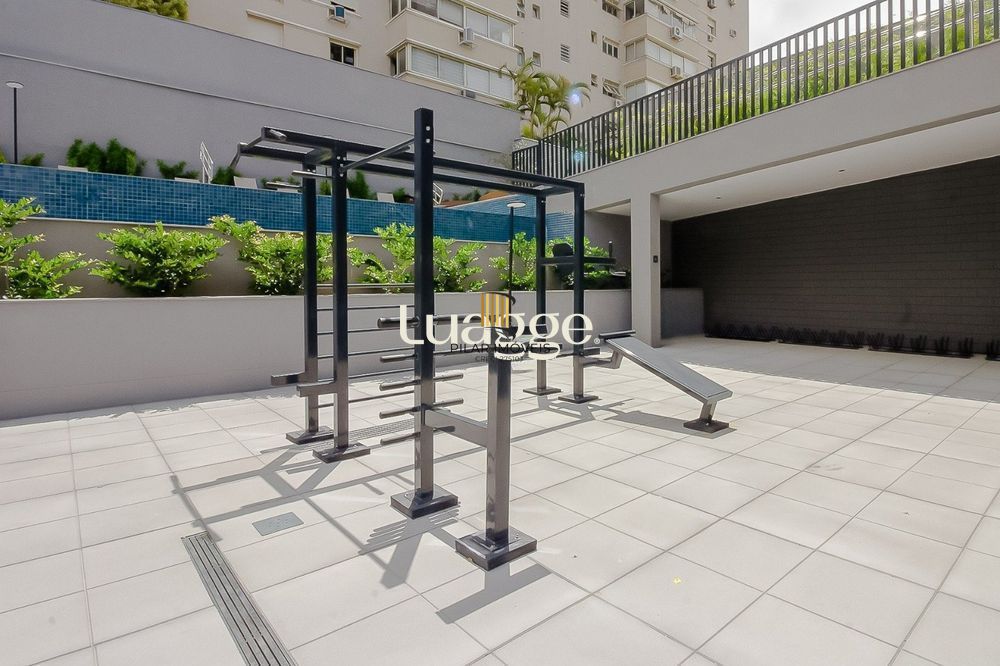 Studio de 36,76m2, totalmente mobiliado, com 1 vaga de garagem no bairro Boa Vista!!