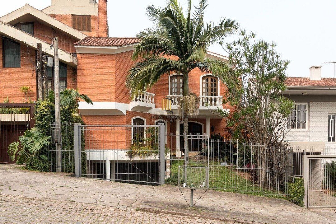 Casa para Venda - 430m², 4 dormitórios, sendo 1 suites, 5 vagas - Cristal