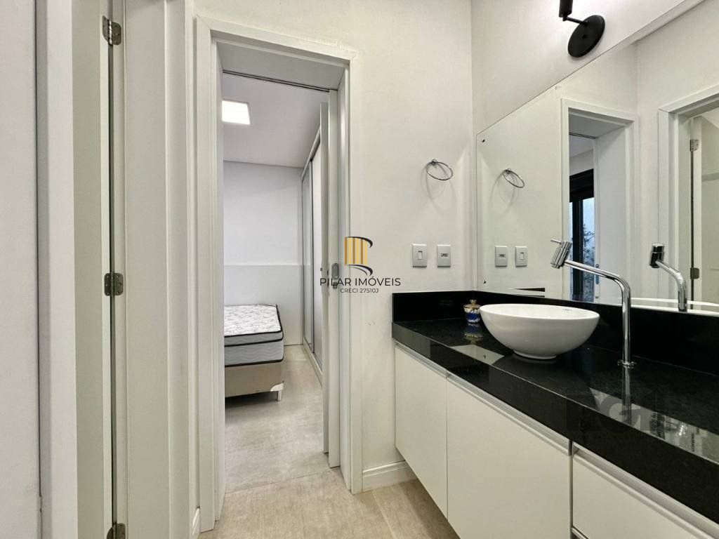 Casa 4 dormitórios no bairro Remanso