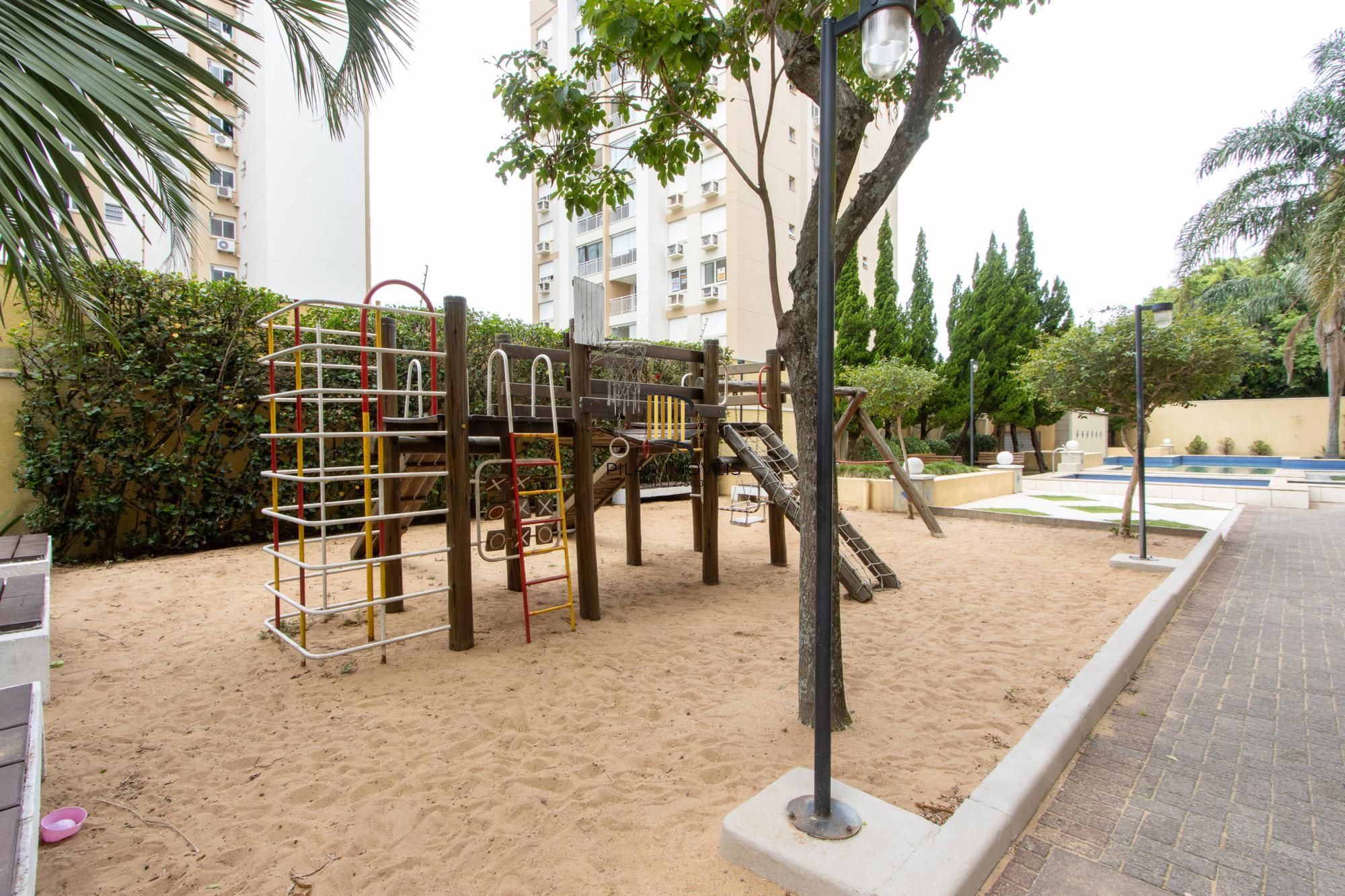 Apartamento para Venda - 93.43m², 3 dormitórios, 1 suite, 1 vaga - Teresópolis