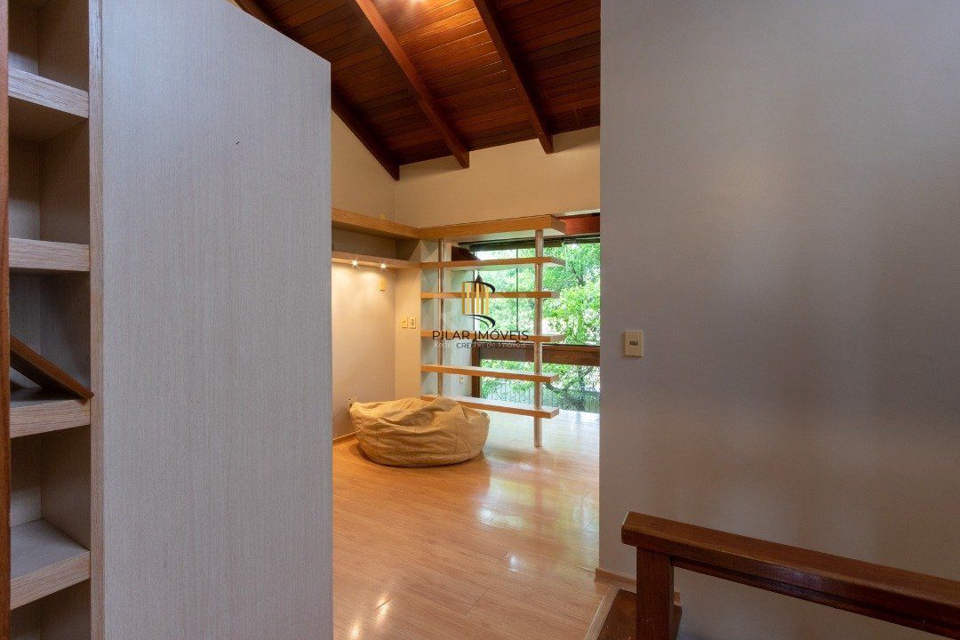 Casa Condominio para Venda - 215.81m², 4 dormitórios, sendo 1 suites, 2 vagas - Tristeza