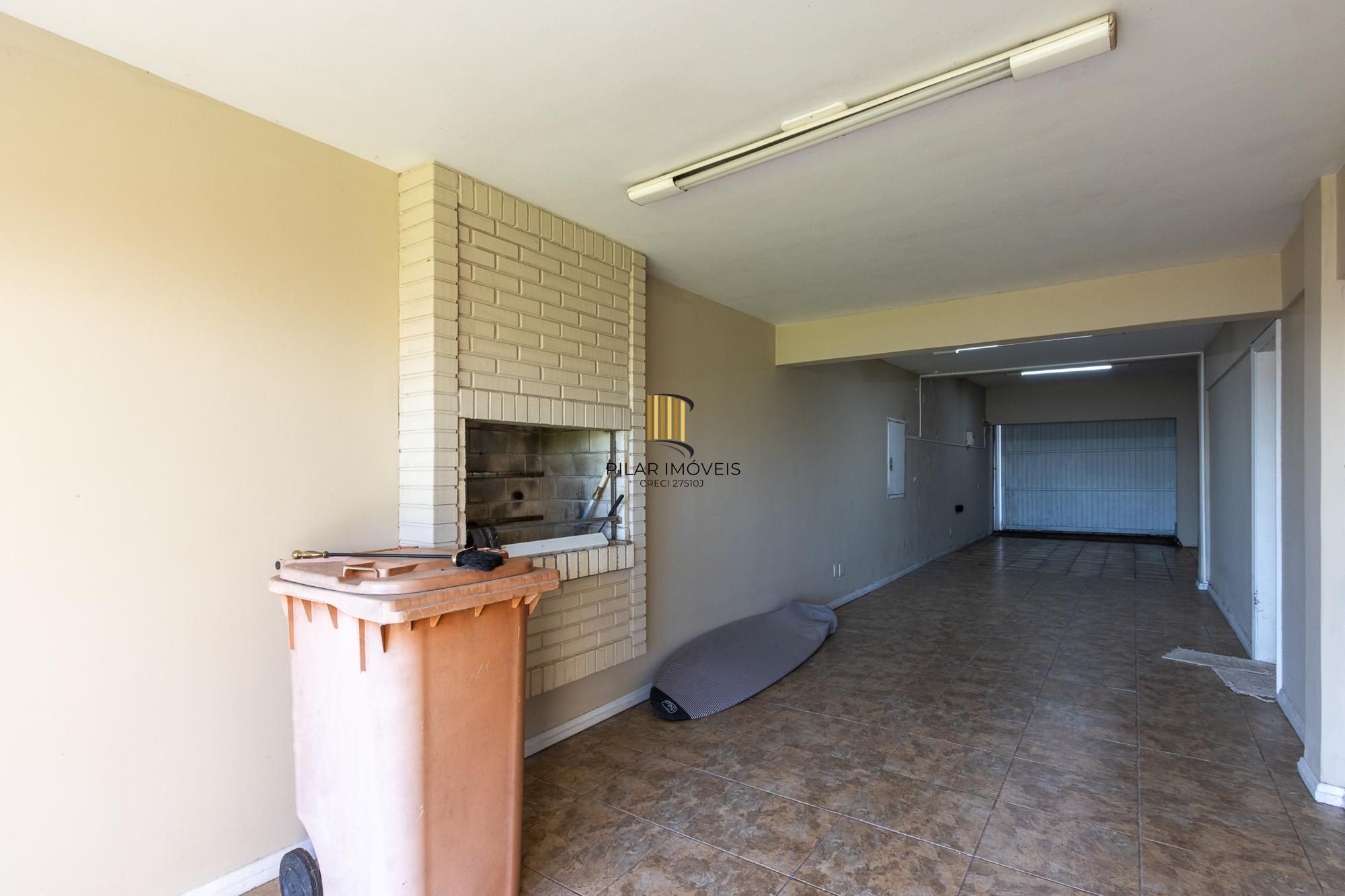 Residência em endereço nobre na Vila Assunção, com vista privilegiada para o Guaíba e clubes náuticos!