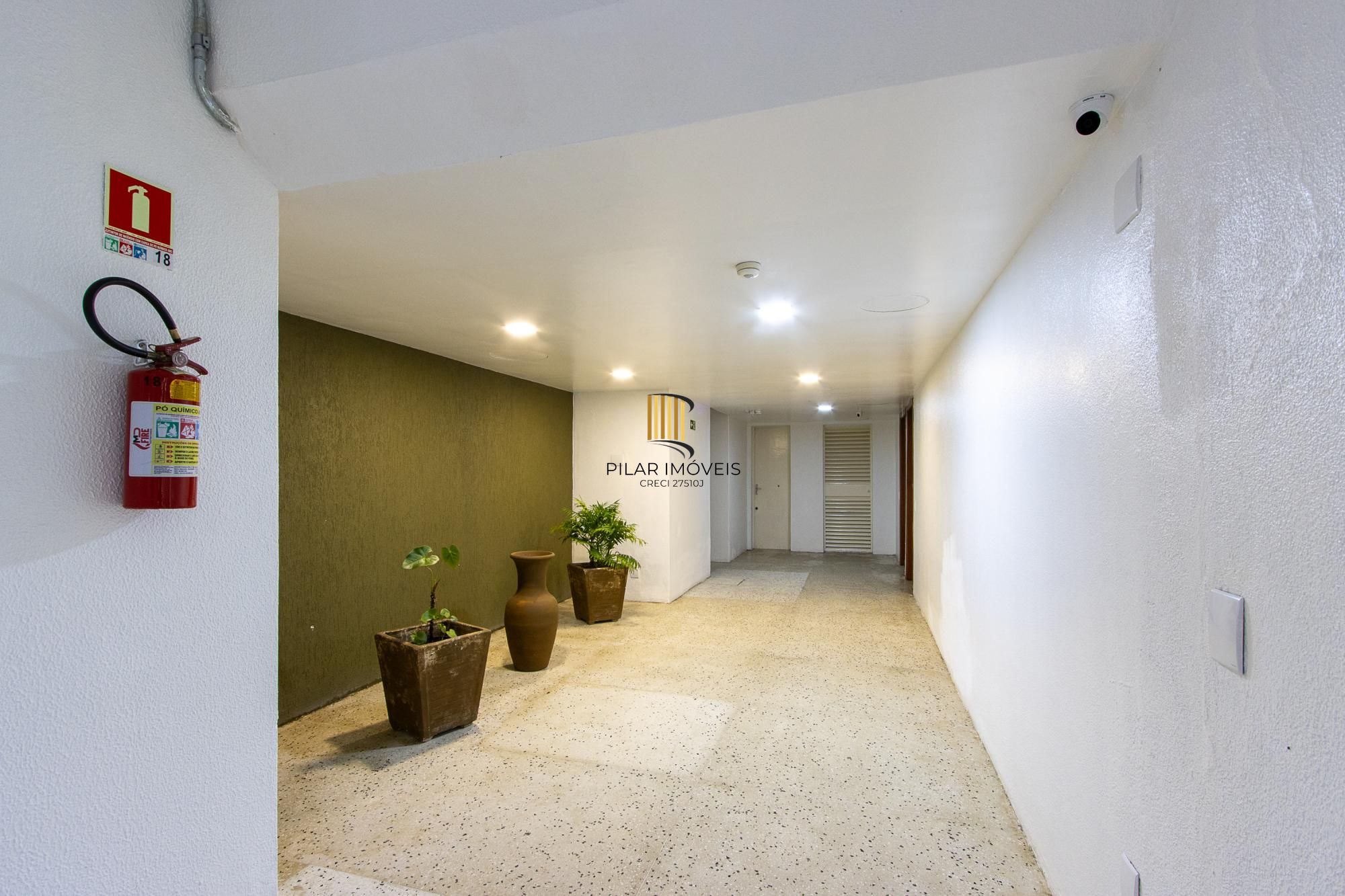 Apartamento para Venda - 75.78m², 2 dormitórios, 1 vaga - Tristeza