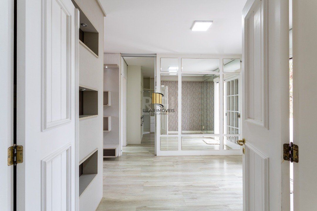 Casa Condominio para Venda - 348m², 3 dormitórios, sendo 1 suites, 2 vagas - Terra Ville