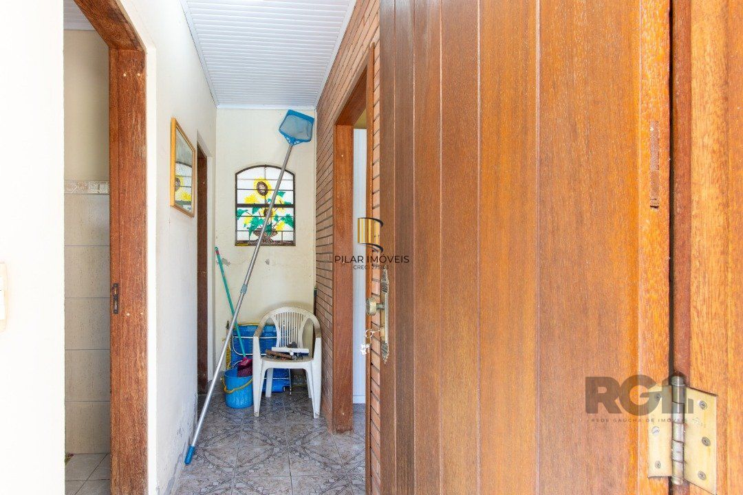 Casa 2 dormitórios no bairro Camaquã
