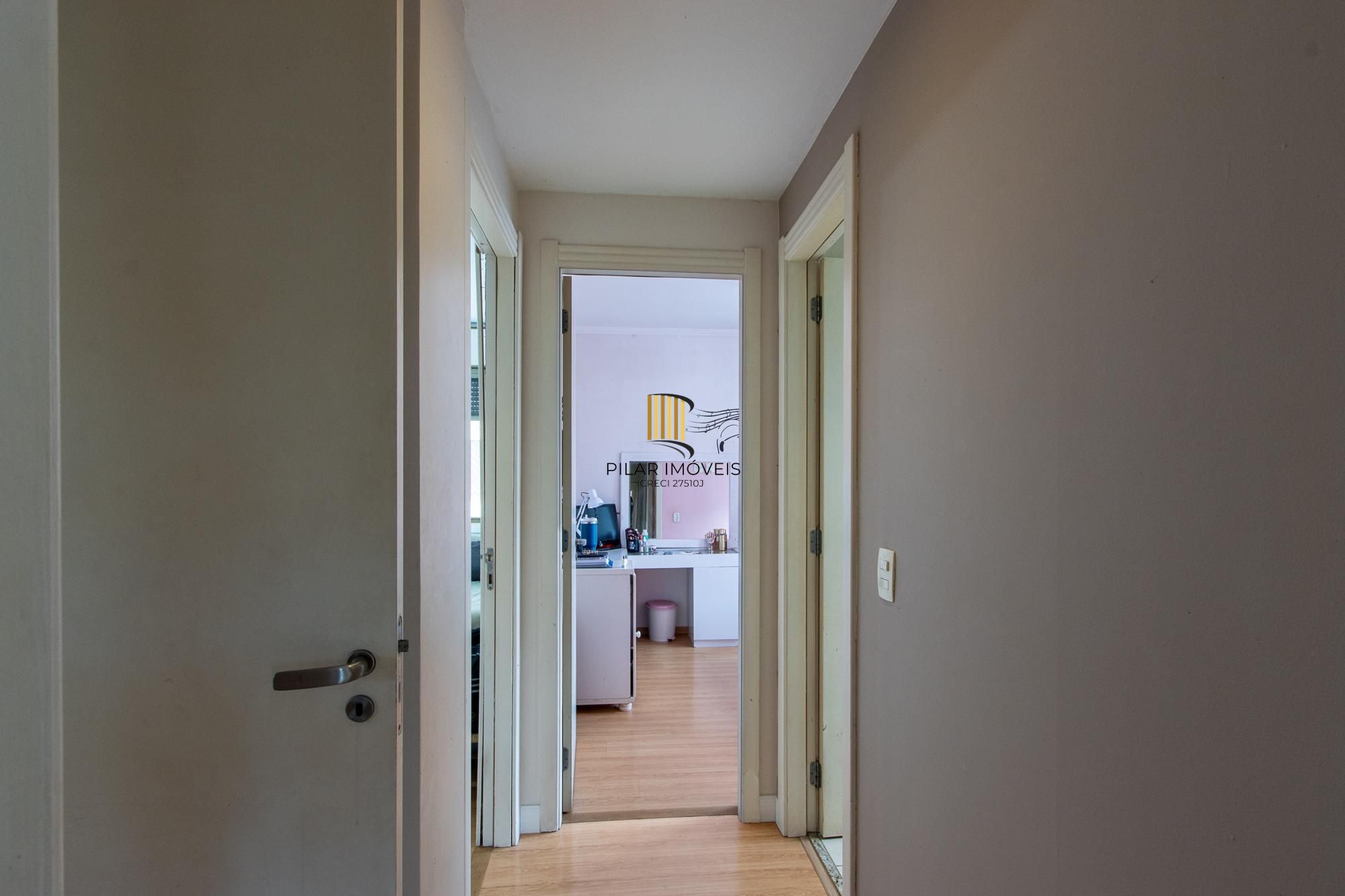 Apartamento 3 quartos, 139,64m² privativos, 2 vagas - Bairro Menino Deus