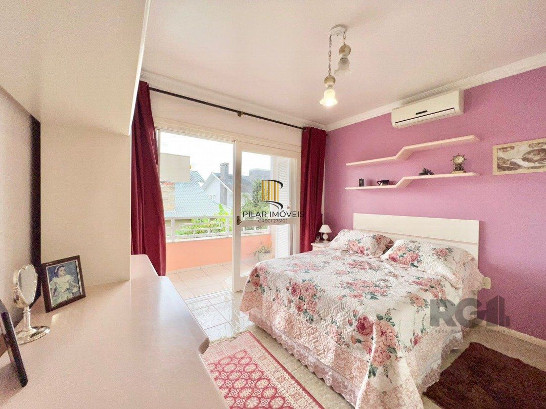 Magnífica casa  linda, 360m2  de  área  construída
