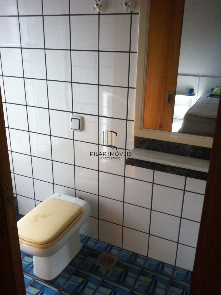 Cobertura para Venda - 257.53m², 4 dormitórios, sendo 1 suites, 3 vagas - Novo Hamburgo