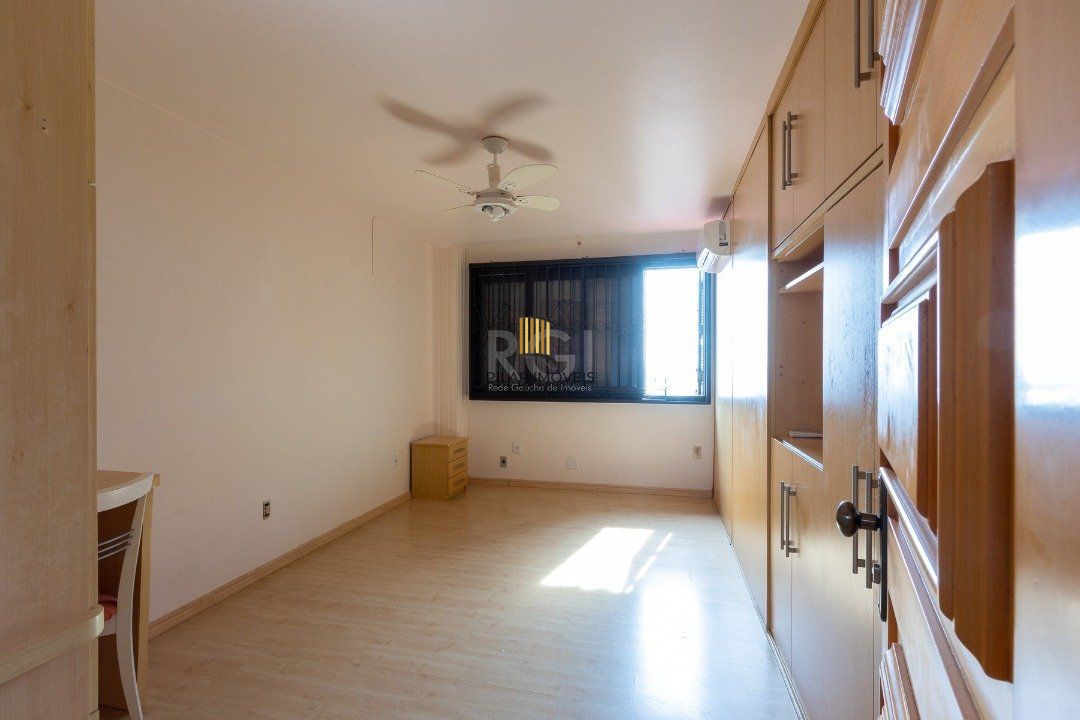 Casa para Venda - 500m², 4 dormitórios, sendo 1 suites, 4 vagas - Vila Conceição