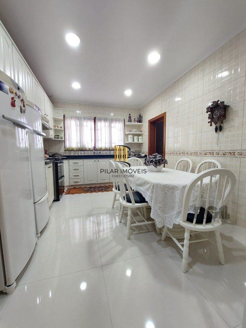 Casa de Condomínio 3 dormitórios no bairro Nonoai