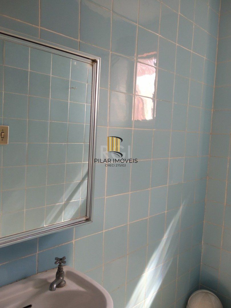 Apartamento para Venda - 87m², 2 dormitórios, 1 vaga - Partenon