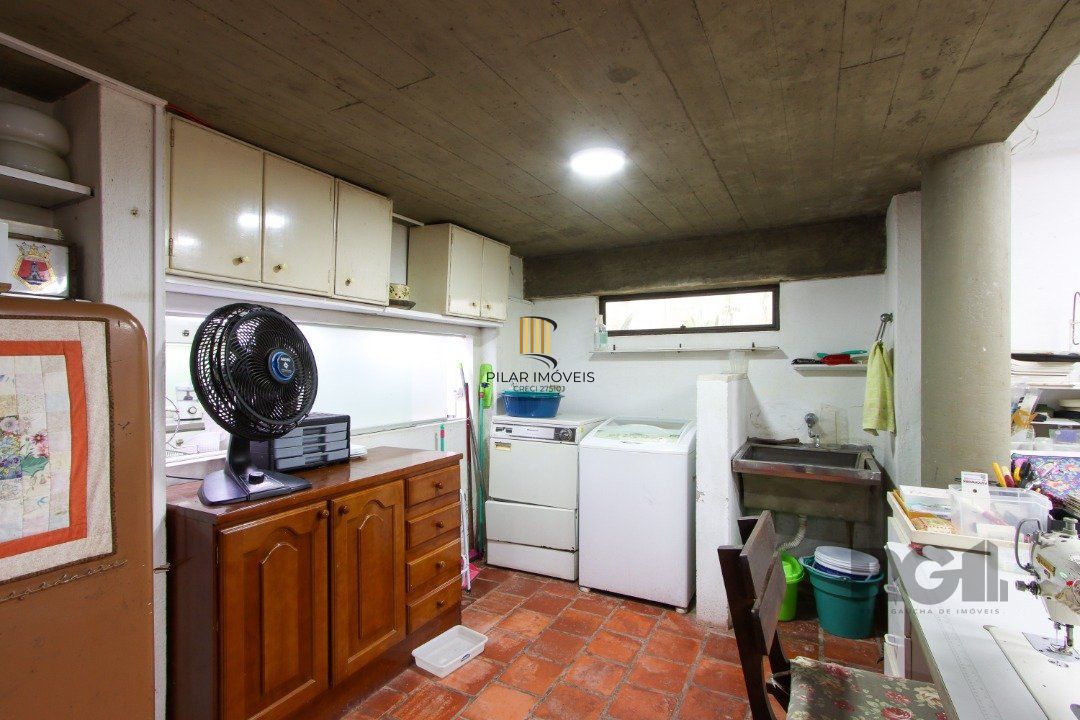 Casa para Venda - 393m², 4 dormitórios, sendo 2 suites, 4 vagas - Ipanema