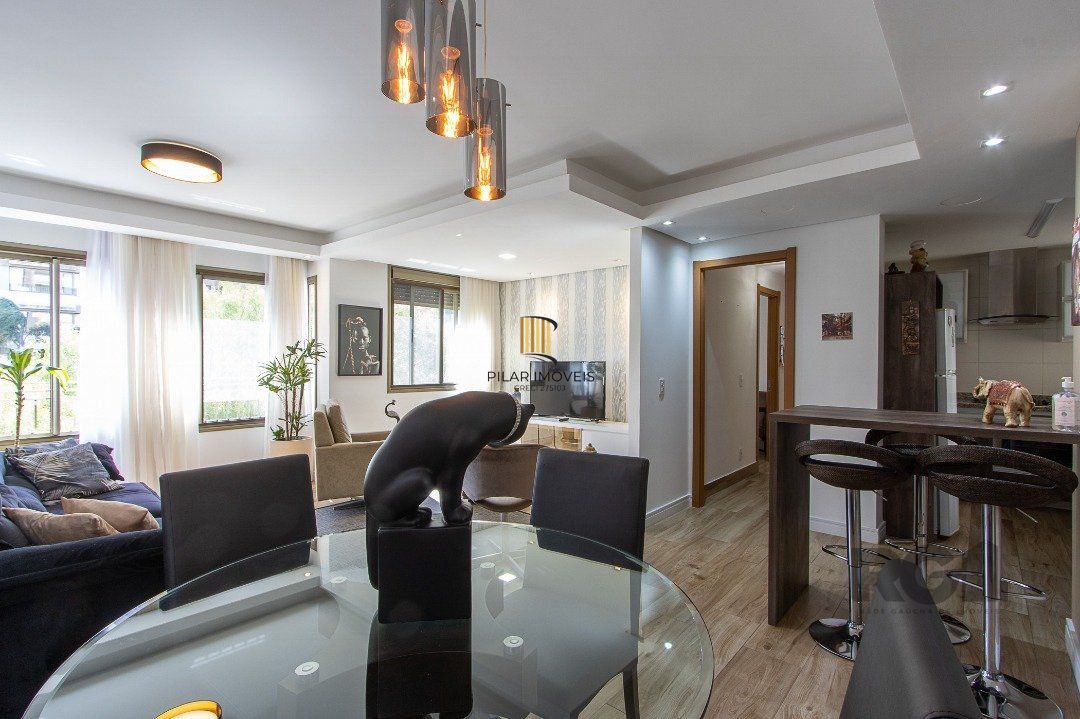 Apartamento 3 dormitórios no bairro Cavalhada