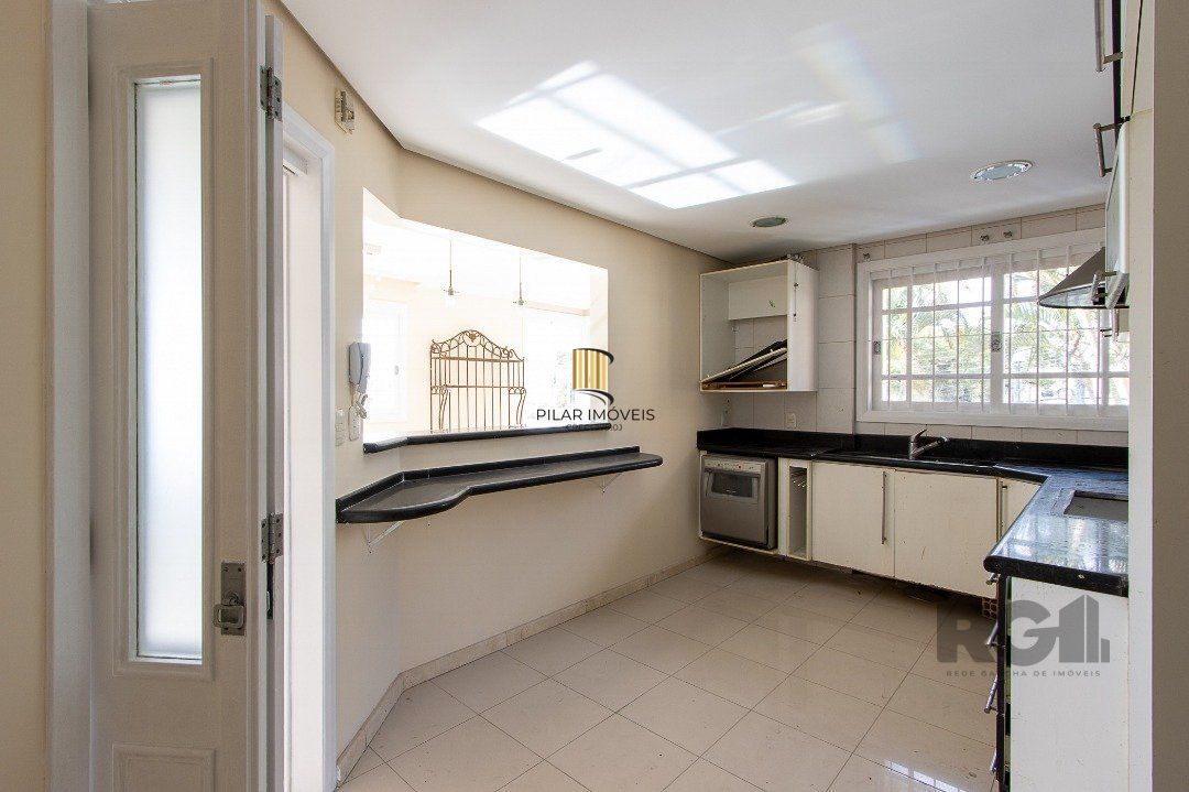 Casa Condominio para Venda - 191.63m², 3 dormitórios, sendo 1 suites, 2 vagas - Tristeza