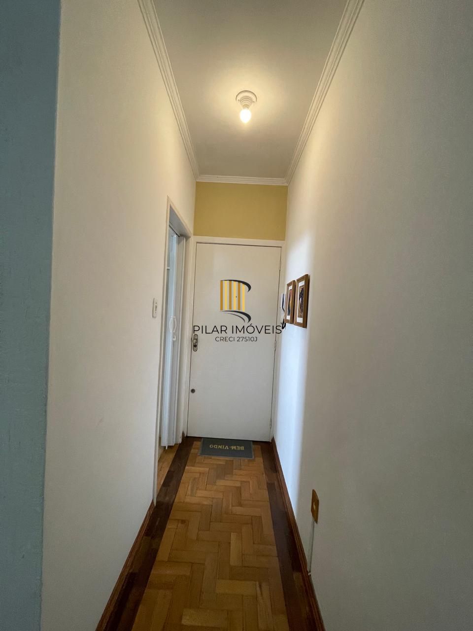 Apartamento de 01 dormitório, semimobiliado, bairro Praia de Belas, em Porto Alegre com 45,19m2!