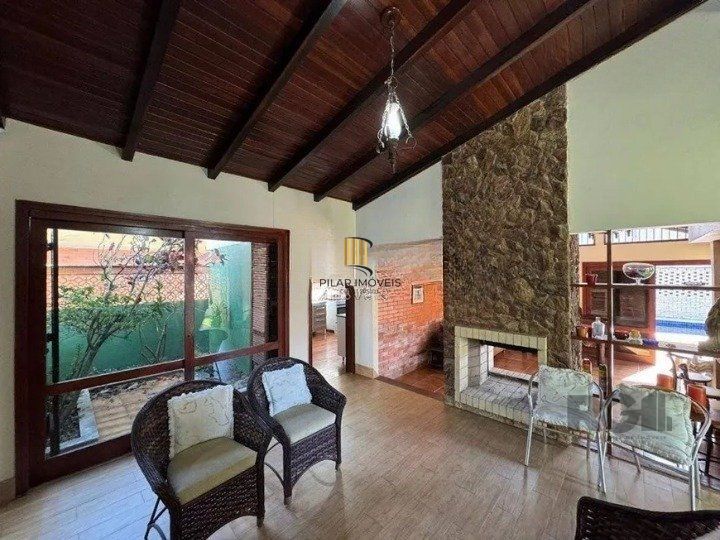 Casa 3 dormitórios no bairro Centro