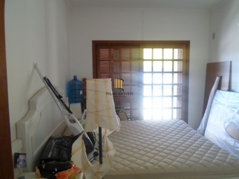 Casa para Venda - 400m², 6 dormitórios, sendo 2 suites, 5 vagas - Santo Antonio