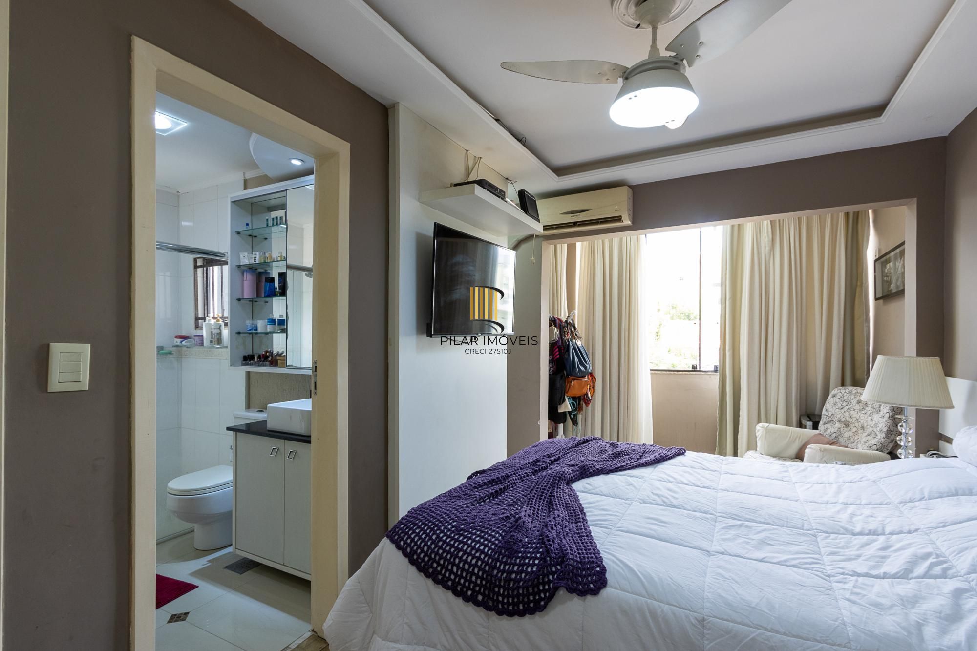 Casa 3 dormitórios no bairro Cristal