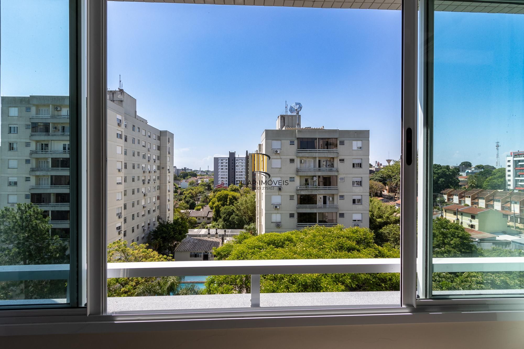 Apartamento de 3 dormitórios, 1 suíte e 2 vagas escrituradas no bairro Tristeza.