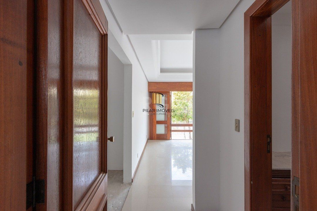 Casa para Venda - 558.14m², 4 dormitórios, sendo 4 suites, 6 vagas - Jardim Isabel