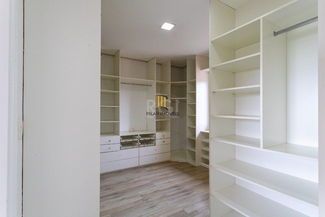 Casa Condominio para Venda - 348m², 3 dormitórios, sendo 1 suites, 2 vagas - Terra Ville