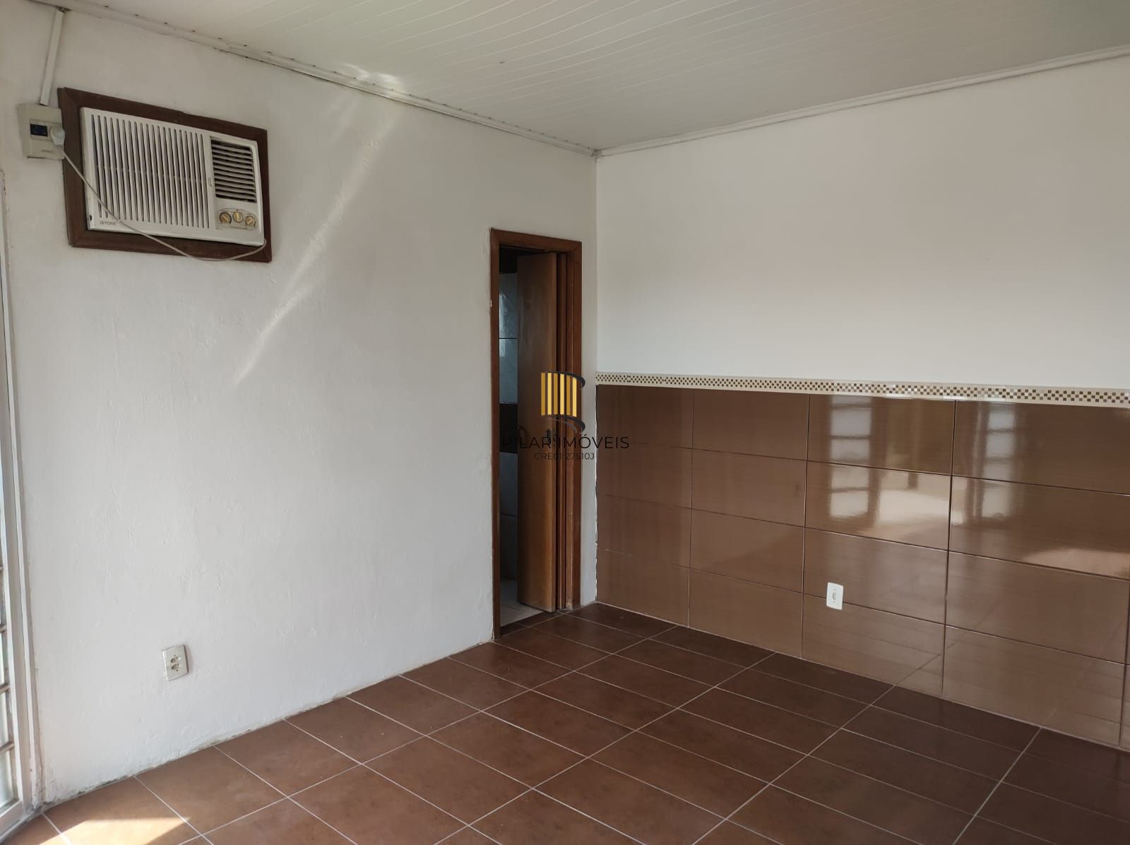 Casa 3 dormitórios no bairro Costa e Silva